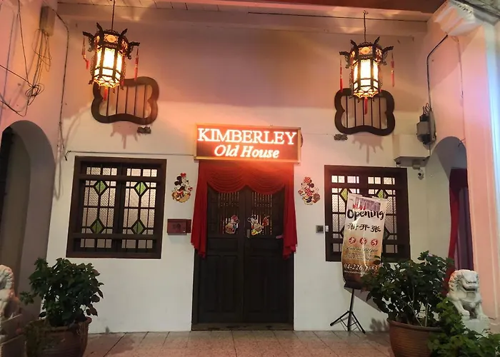 Apple Backpackers Hotel