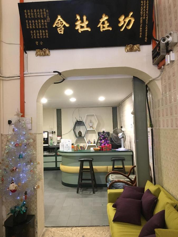 Apple Backpackers Rumah tetamu 2*