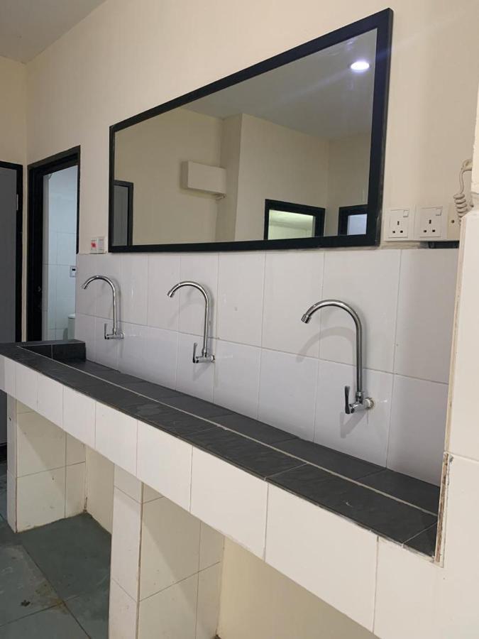 Apple Backpackers Rumah tetamu 2*